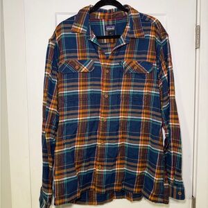 Patagonia Men's Multicolor Plaid Button Down Shirt